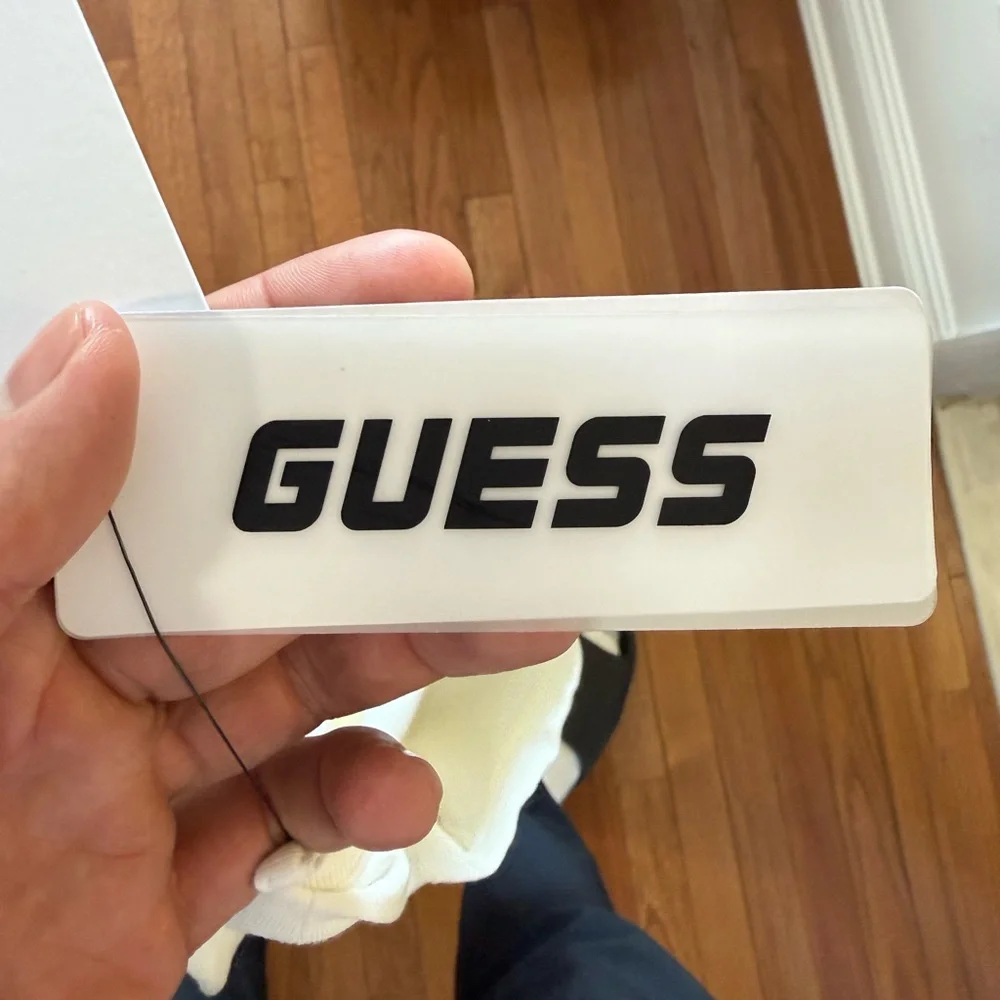 Men’s Guess White T-Shirt - XXL - Picture 7 of 7